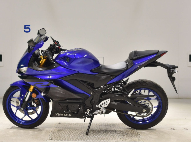 Мотоцикл Yamaha YZF-R25 с пробегом 7241 km