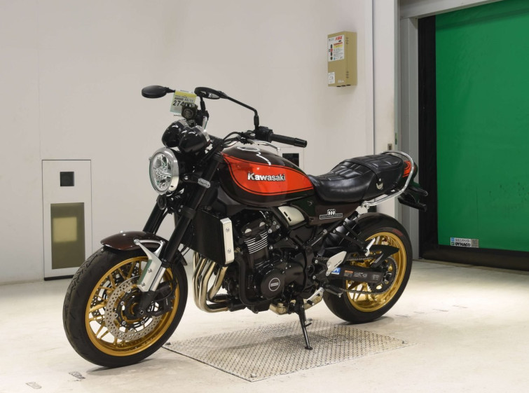 Мотоцикл Kawasaki Z900RS с пробегом 18114 km