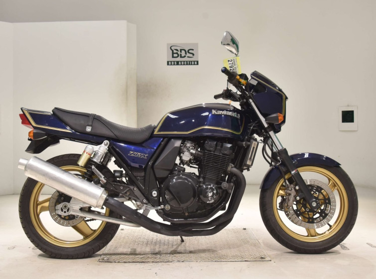 Мотоцикл Kawasaki ZRX400 з пробігом 5275 km