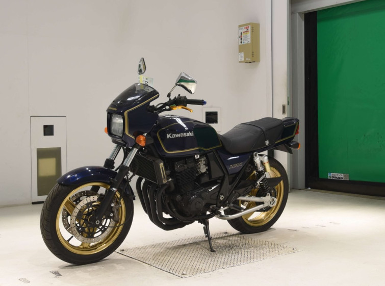 Мотоцикл Kawasaki ZRX400 з пробігом 5275 km
