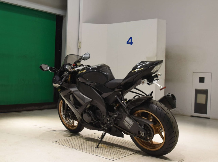 Мотоцикл Kawasaki NINJA ZX-10R з пробігом 38519 km