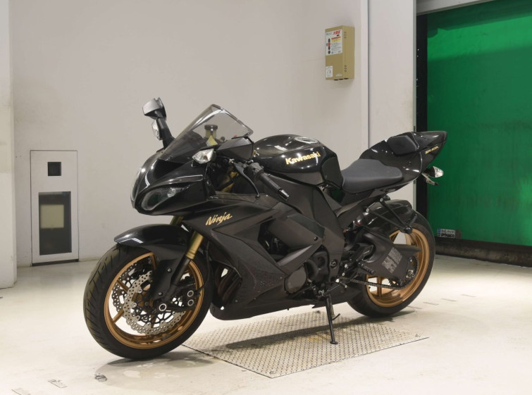 Мотоцикл Kawasaki NINJA ZX-10R з пробігом 38519 km