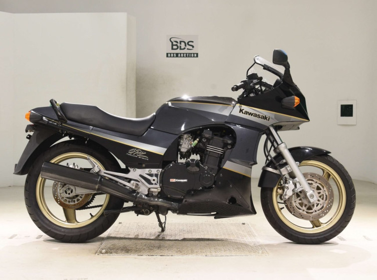 Мотоцикл Kawasaki GPZ900R с пробегом 7646 km
