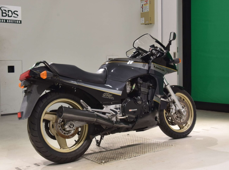 Мотоцикл Kawasaki GPZ900R с пробегом 7646 km