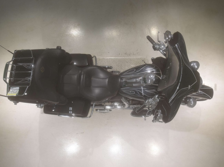 Мотоцикл HD FLHTCUSE1800 CVO