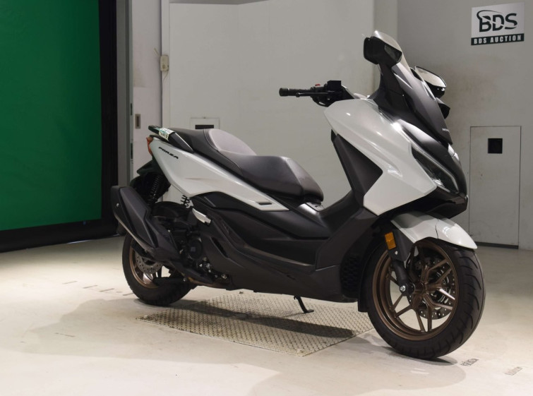 Мотоцикл Honda FORZA-6 с пробегом 7212 km