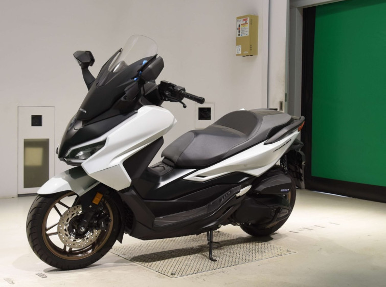 Мотоцикл Honda FORZA-6 с пробегом 7212 km