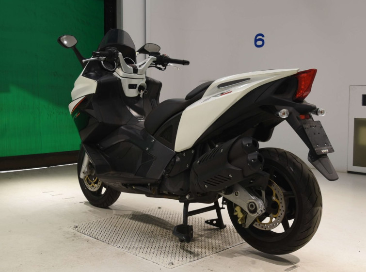 Мотоцикл Suzuki RV850 з пробігом 11610 km