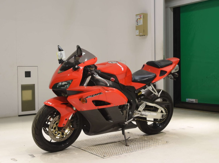 Мотоцикл Honda CBR1000RR с пробегом 53577 km
