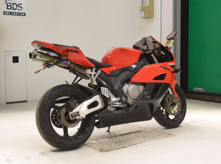 Мотоцикл Honda CBR1000RR с пробегом 53577 km