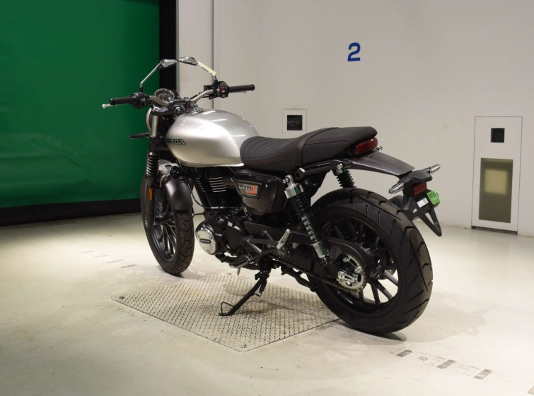 Мотоцикл Honda GB350