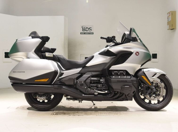 Мотоцикл Honda GL1800 TOUR D с пробегом 47 km