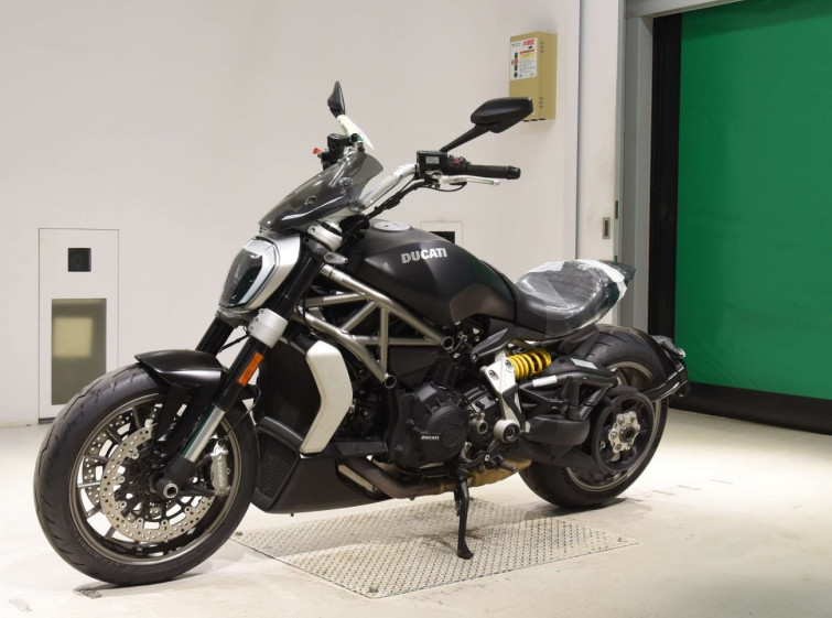 Мотоцикл Ducati X DIAVEL з пробігом 25160 km
