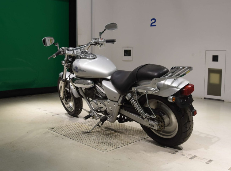 Мотоцикл Honda MAGNA 250 с пробегом 11901 km