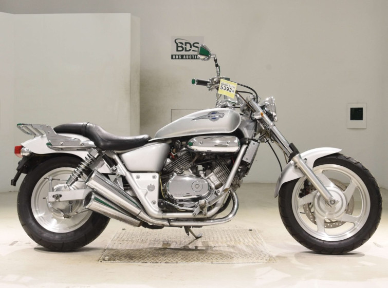 Мотоцикл Honda MAGNA 250 с пробегом 11901 km