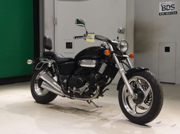 Мотоцикл Honda MAGNA 250 з пробігом 17891 km