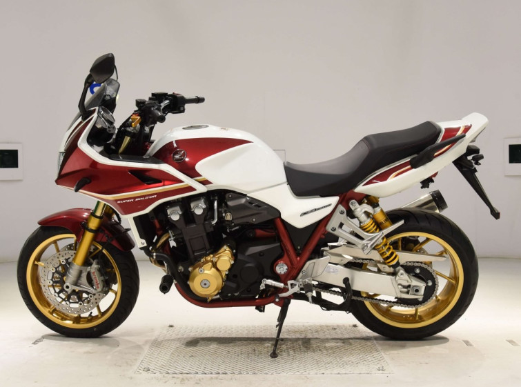 Мотоцикл Honda CB1300SF BOLDOR с пробегом 6619 km