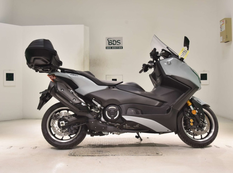 Мотоцикл Yamaha T-MAX560T с пробегом 3263 km