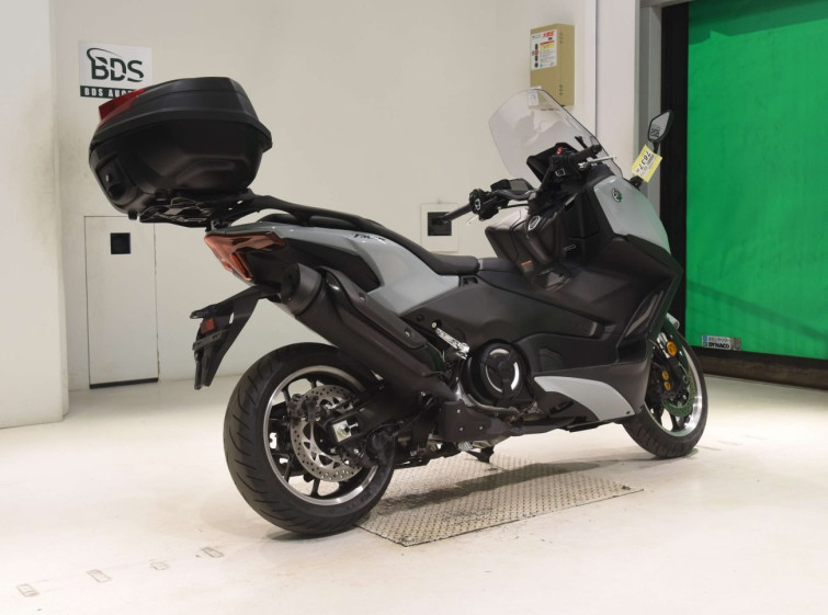 Мотоцикл Yamaha T-MAX560T с пробегом 3263 km