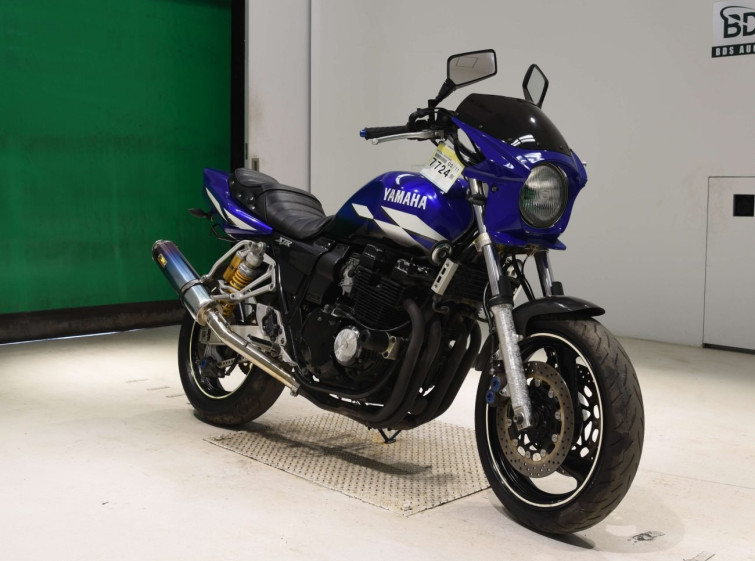 Мотоцикл Yamaha XJR400R-3 з пробігом 75498 km