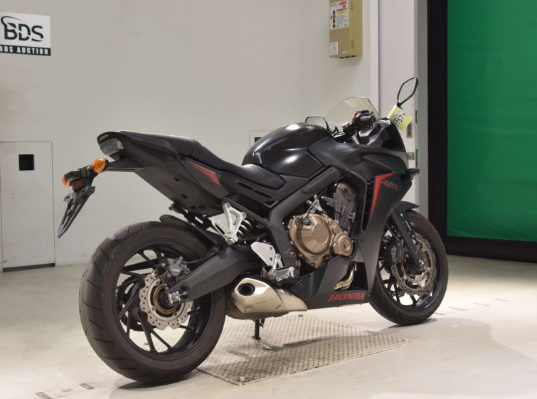 Мотоцикл Honda CBR650F с пробегом 7368 km