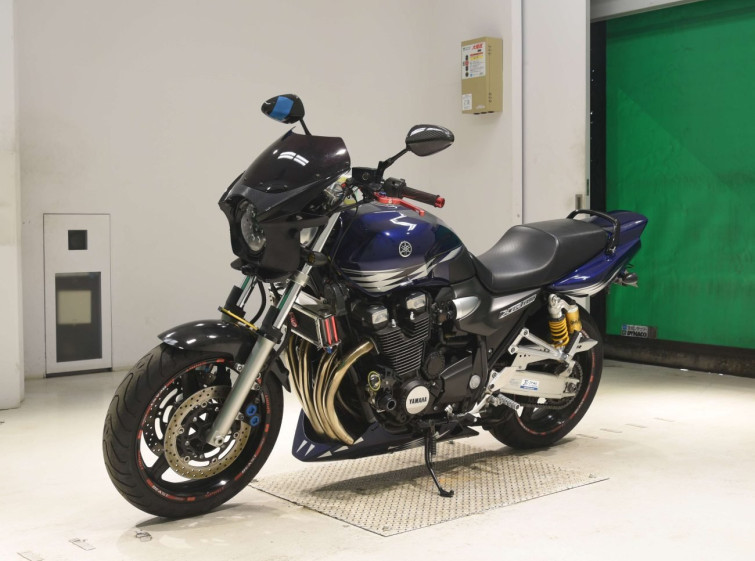 Мотоцикл Yamaha XJR1300 з пробігом 19173 km