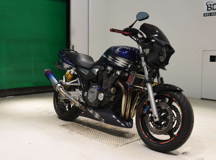 Мотоцикл Yamaha XJR1300 з пробігом 19173 km