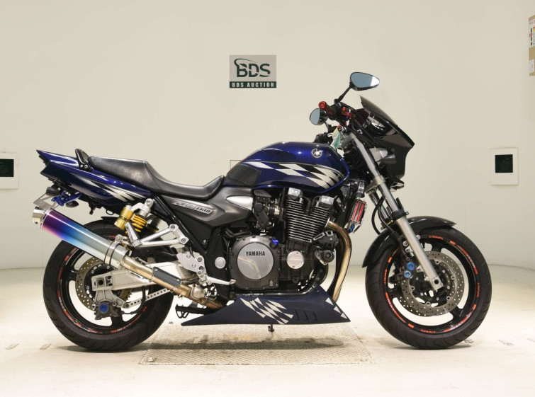 Мотоцикл Yamaha XJR1300 з пробігом 19173 km