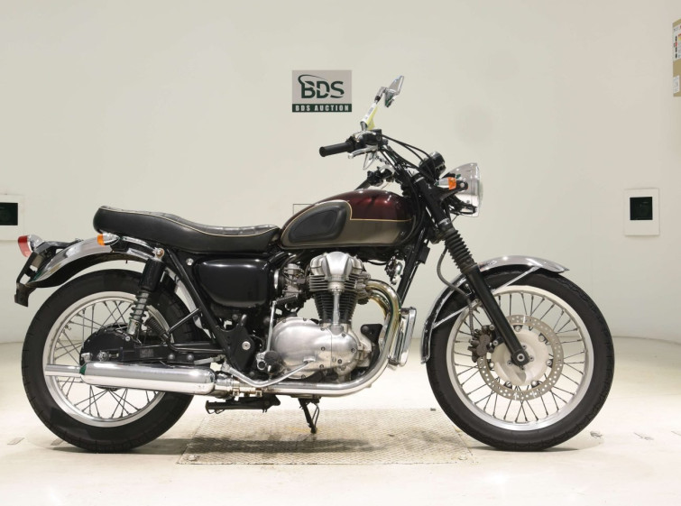 Мотоцикл Kawasaki W650 з пробігом 35173 km