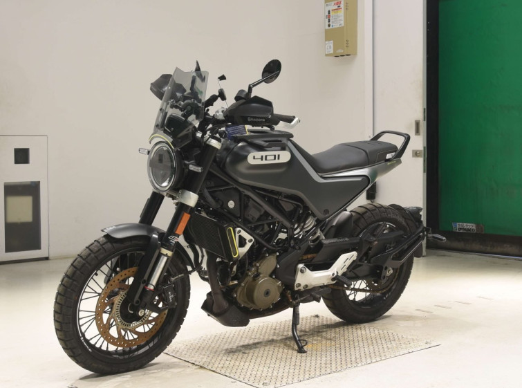 Мотоцикл Husqvarna SVARTPILEN 401 с пробегом 3648 km