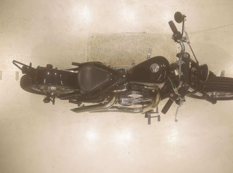 Мотоцикл Kawasaki VULCAN400 CLASSIC с пробегом 5057 km