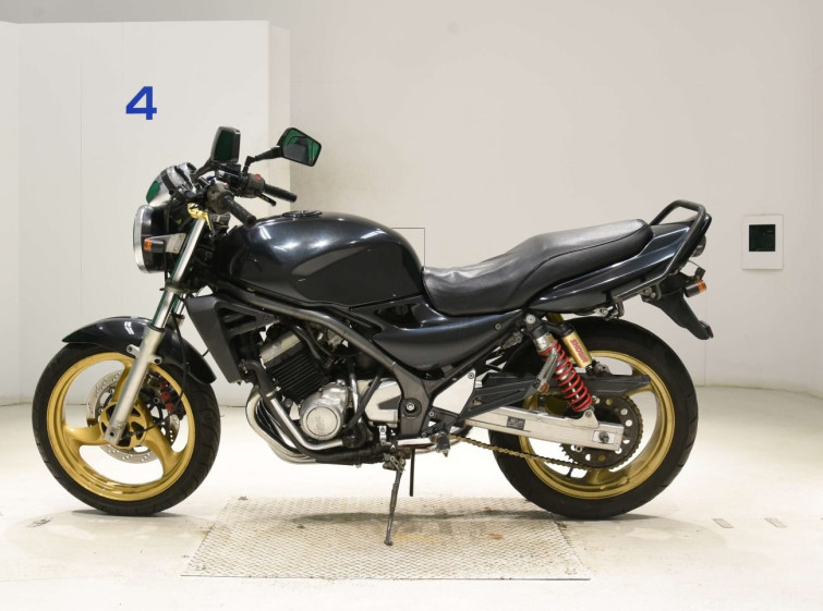 Мотоцикл Kawasaki BALIUS ZR250 с пробегом 45877 km