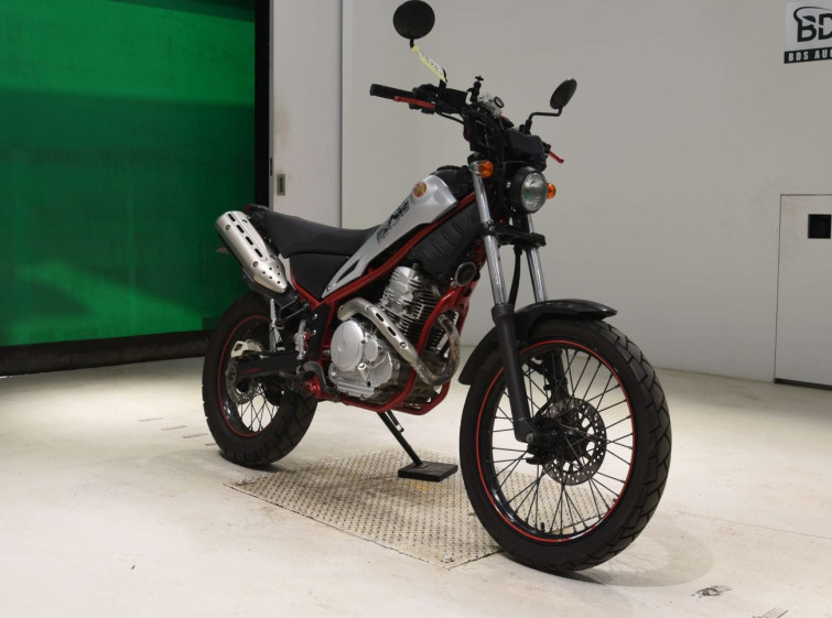 Мотоцикл Yamaha TRICKER-2 с пробегом 17231 km