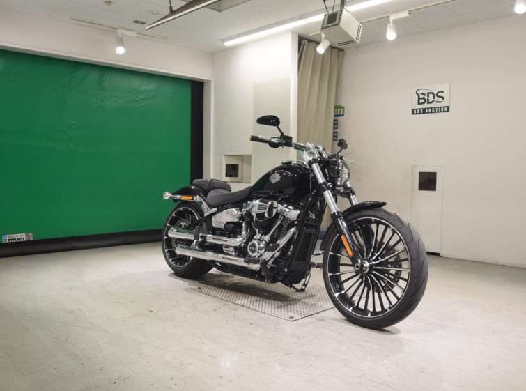 Мотоцикл HD FXBR1920 с пробегом 776 km