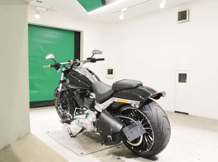 Мотоцикл HD FXBR1920 с пробегом 776 km