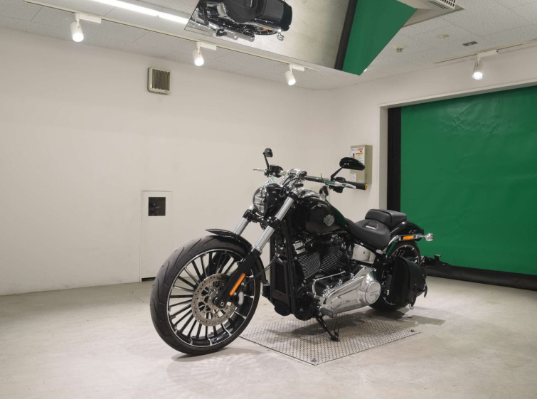 Мотоцикл HD FXBR1920 с пробегом 776 km