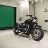 Мотоцикл Triumph BONNEVILLE BOBBER з пробігом 2615 km