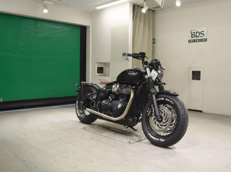 Мотоцикл Triumph BONNEVILLE BOBBER з пробігом 2615 km