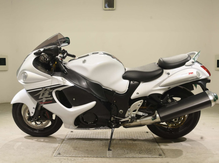 Мотоцикл Suzuki GSX1300R HAYABUSA з пробігом 16199 km
