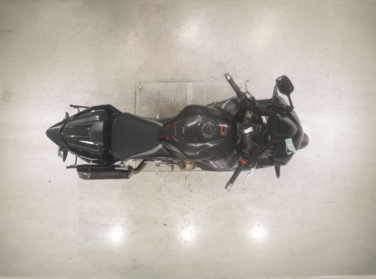 Мотоцикл Honda CBR400R с пробегом 15843 km