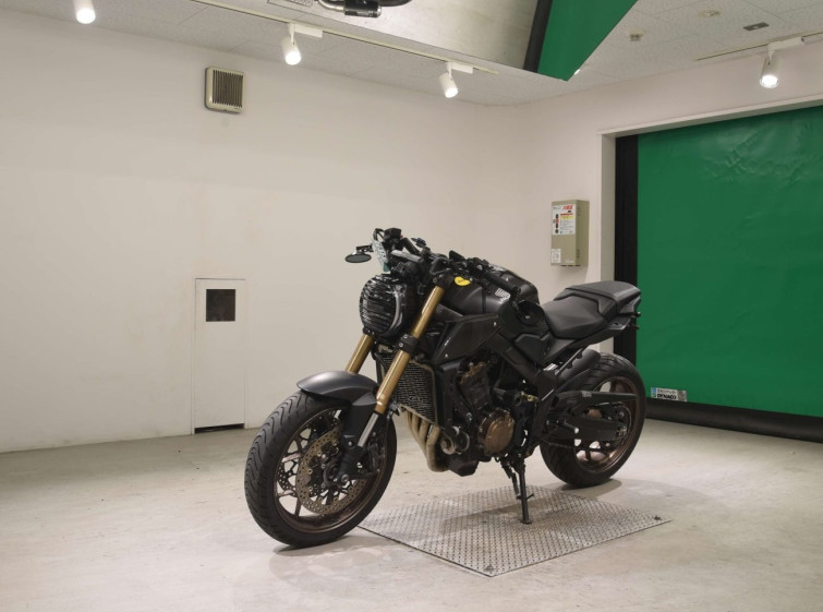 Мотоцикл Honda CB650R з пробігом 3485 km