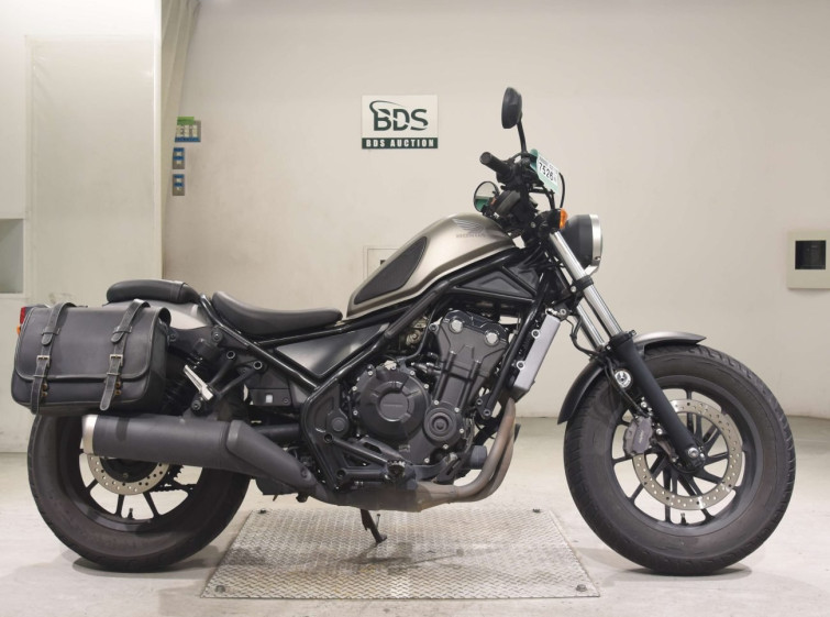 Мотоцикл Honda REBEL CMX500 з пробігом 15606 km