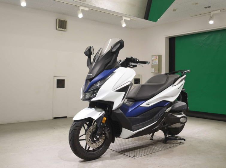 Мотоцикл Honda FORZA с пробегом 12908 km