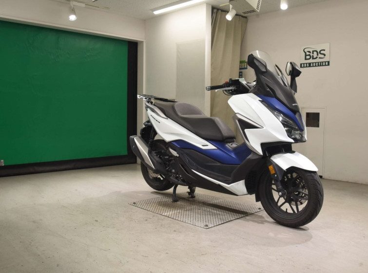 Мотоцикл Honda FORZA с пробегом 12908 km