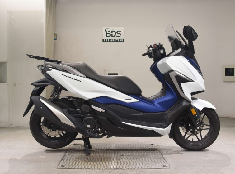 Мотоцикл Honda FORZA с пробегом 12908 km