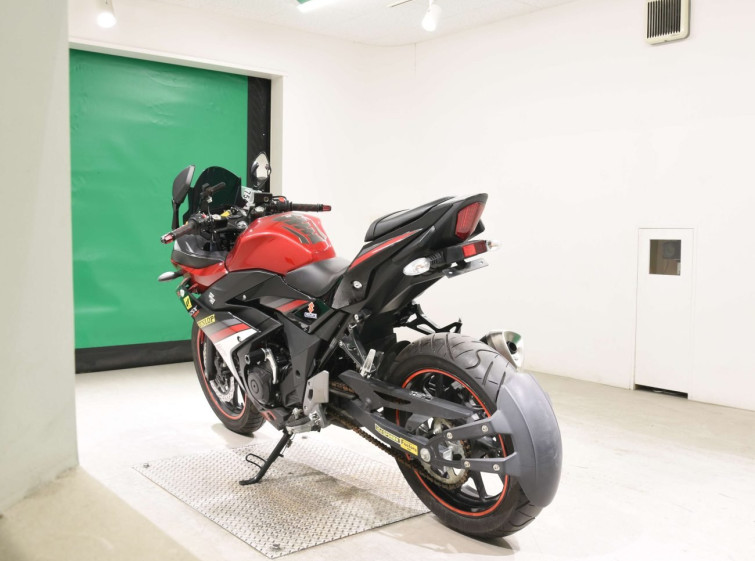 Мотоцикл Suzuki GSX250R с пробегом 4558 km