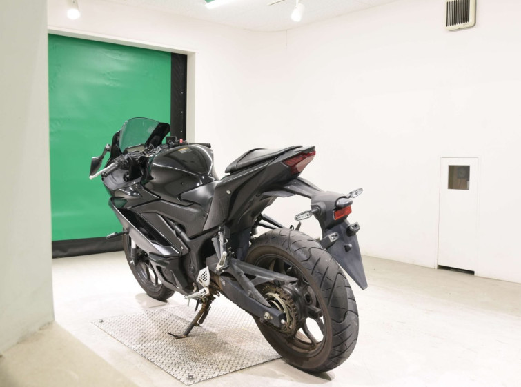 Мотоцикл Yamaha YZF-R25A с пробегом 11706 km