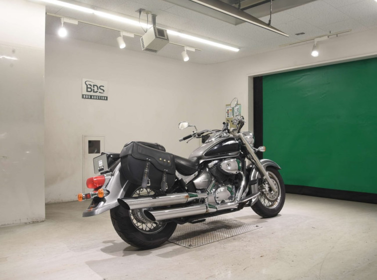 Мотоцикл Suzuki INTRUDER 400 CLASSIC