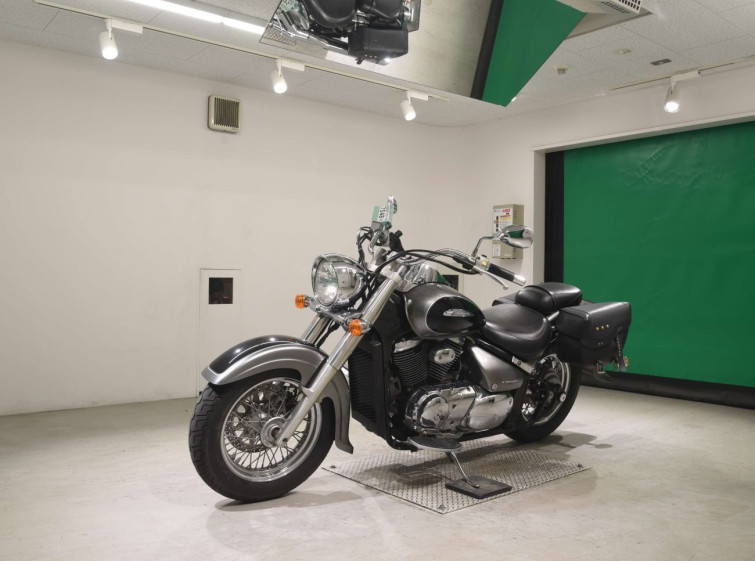 Мотоцикл Suzuki INTRUDER 400 CLASSIC