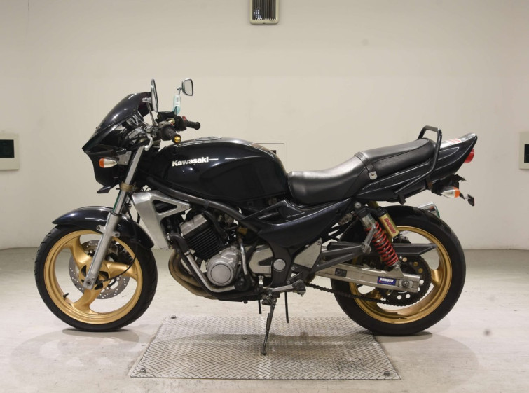 Мотоцикл Kawasaki BALIUS ZR250 с пробегом 37987 km